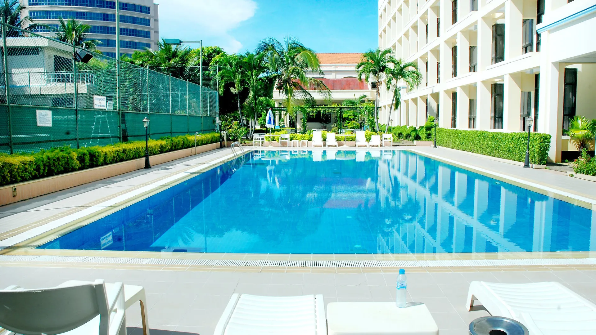 Ocean Sunrise Vung Tau Aparthotel